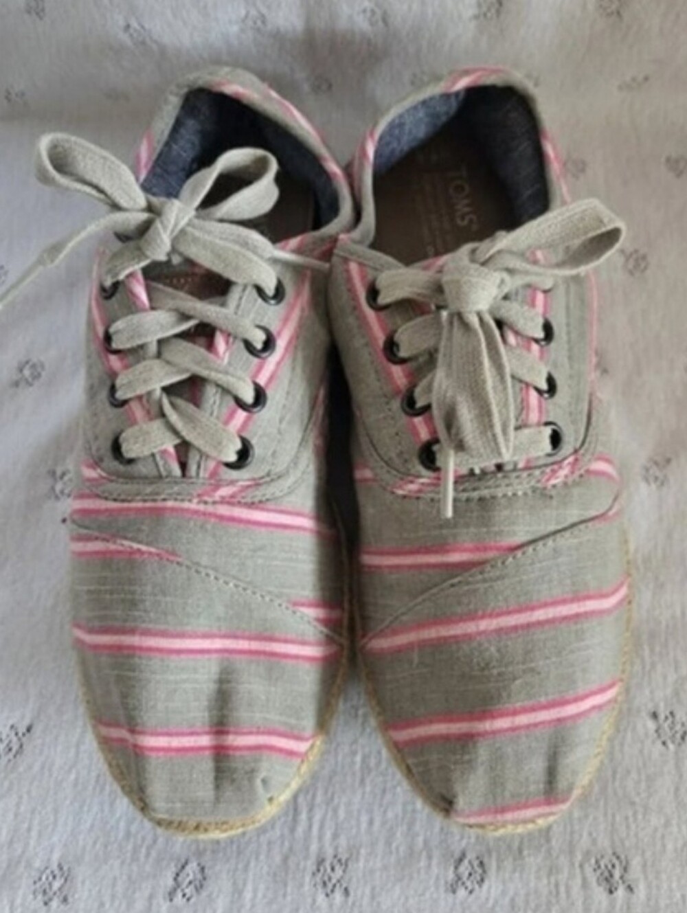 TOMS Striped Canvas Lace-Up Sneakers / Espadrilles in Gray + Hot Pink Size 8.5